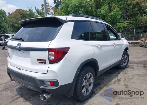 2023 Honda Passport Awd Trailsport from USA, damaged, VIN 5FNYF8H62PB043341